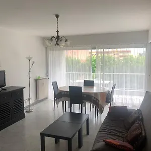 Appartement T3, Menton